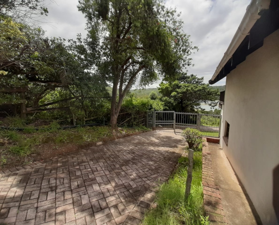 4 Bedroom Property for Sale in Riversbend Eastern Cape